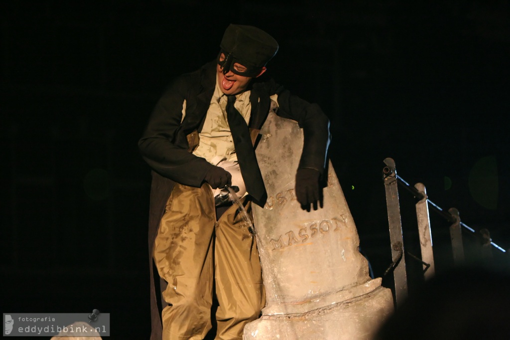 Deventer Op Stelten - 2009-07-02 - Compagnie Jo Bithume - Victor Frankenstein - by Eddy Dibbink (11) - by Eddy Dibbink